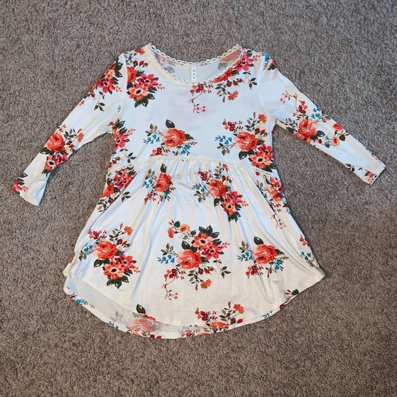 Boutique Shirt - Picture 2 of 5